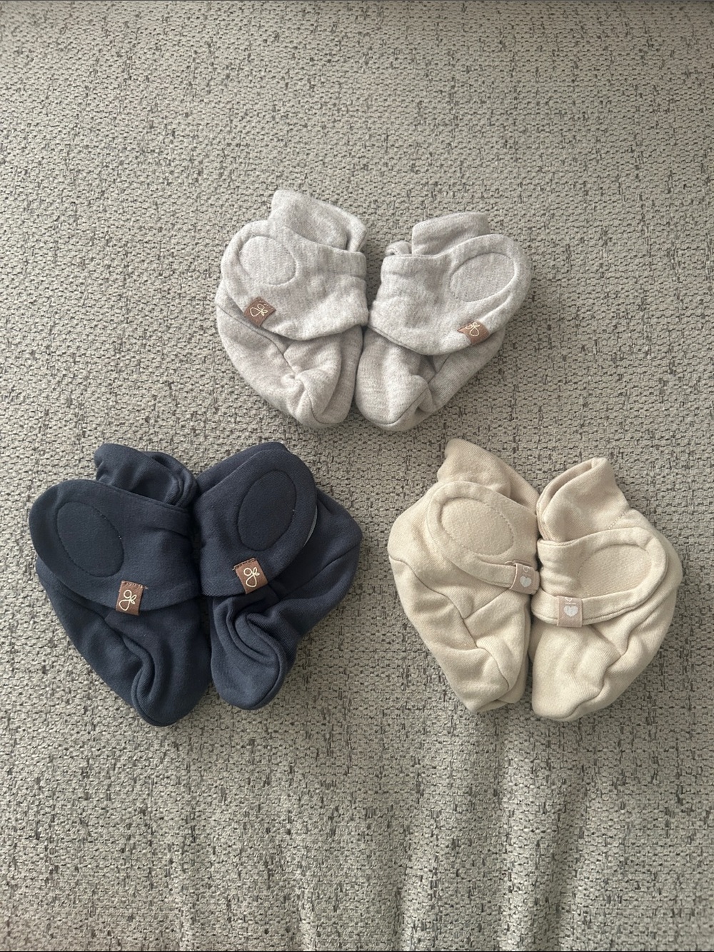 goumikids stay-on booties